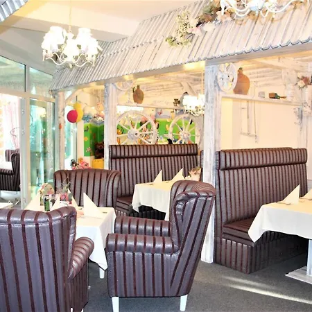 Guest house Lapas U Hoffera 3*