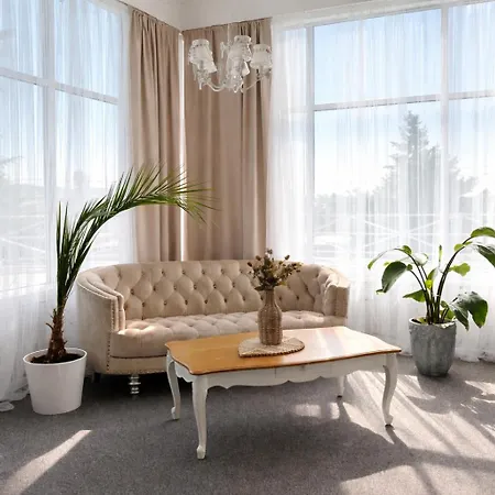 Lapas U Hoffera نيترا