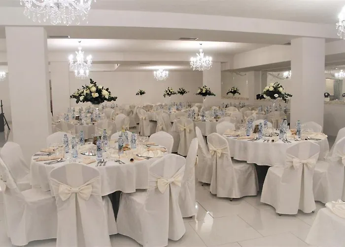 Lapas U Hoffera بيت ضيافة