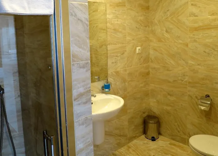 Lapas U Hoffera بيت ضيافة 3*