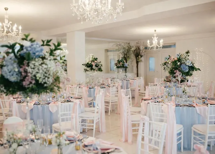 Lapas U Hoffera بيت ضيافة